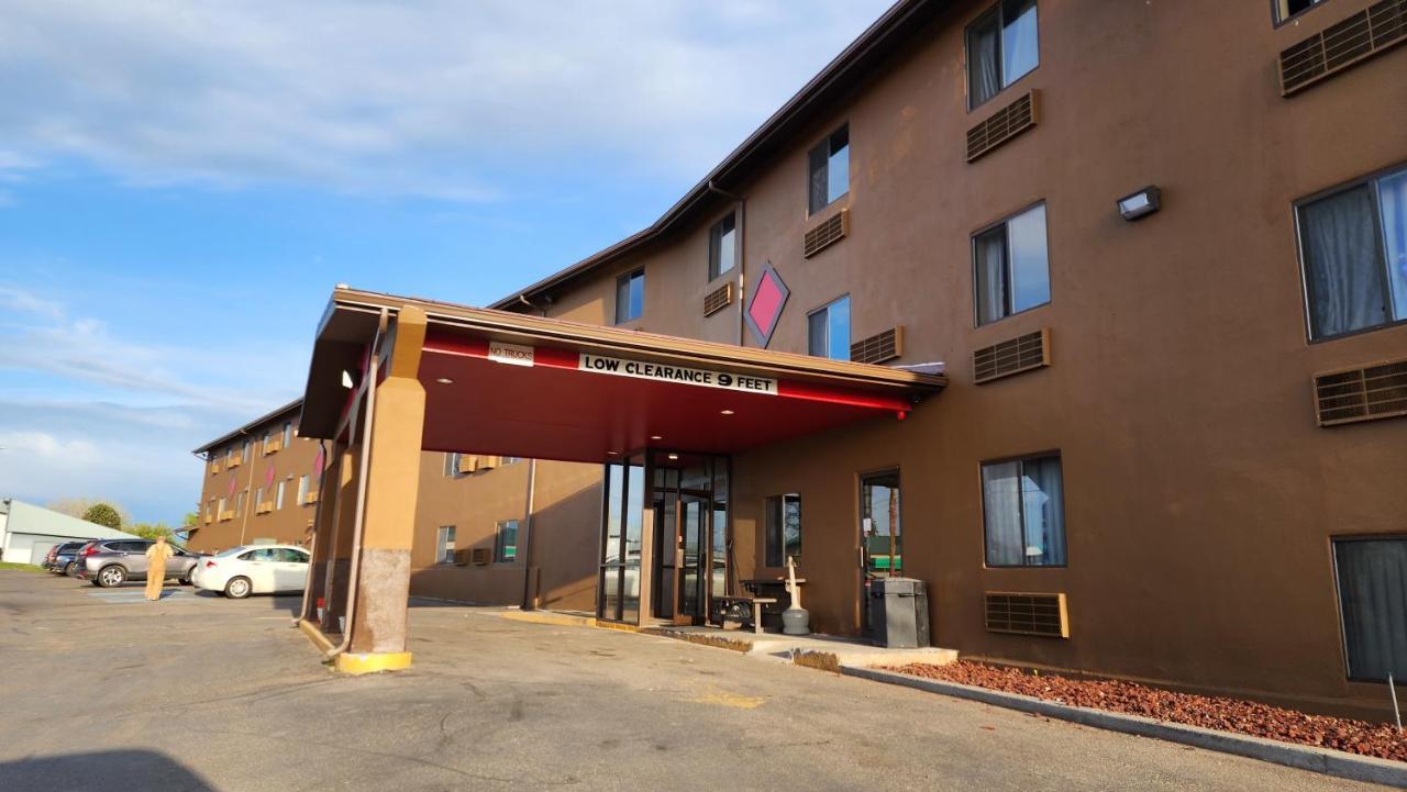 Grizzly Inn Great Falls Bagian luar foto